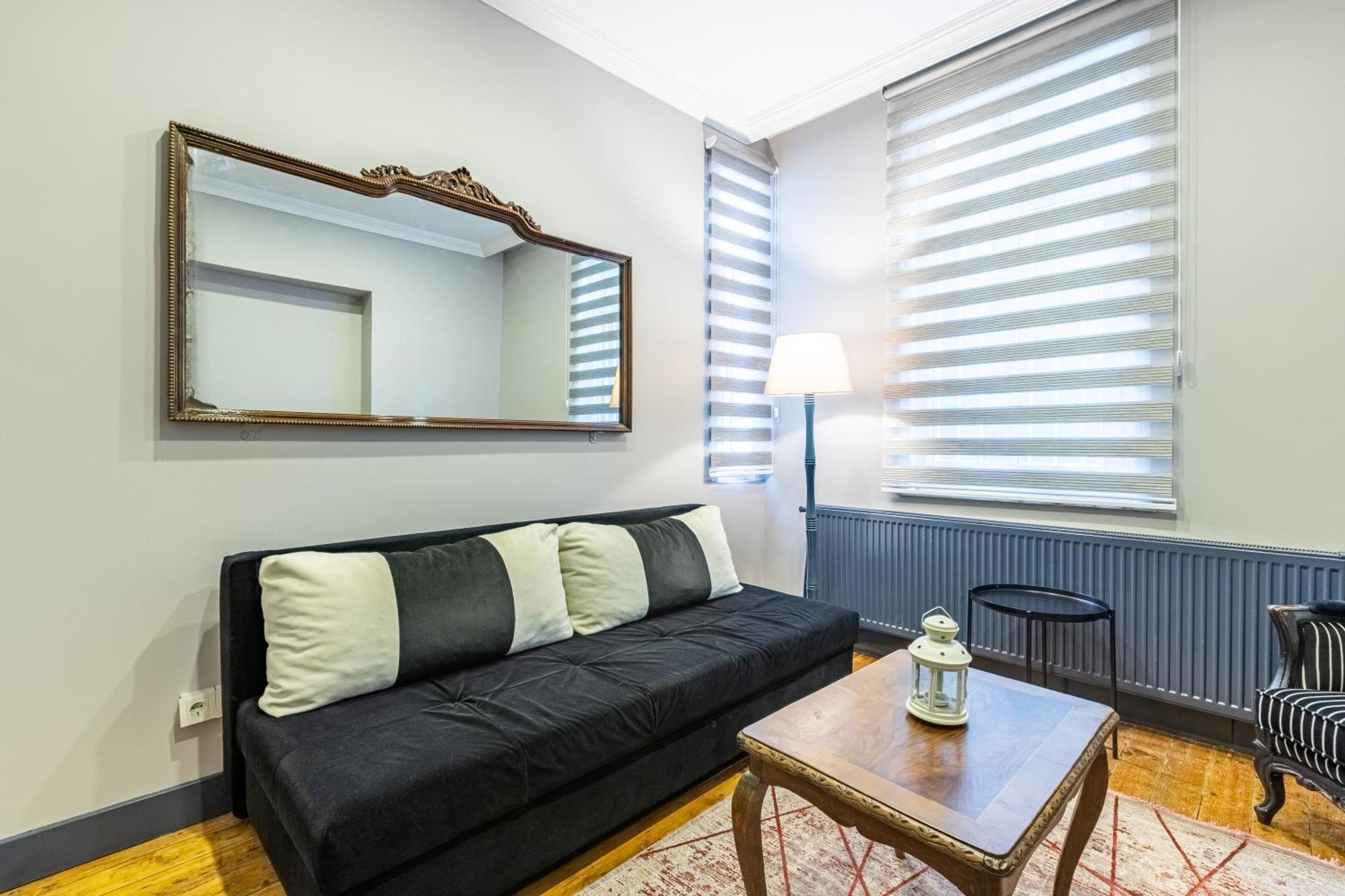 Апартаменти Ganbaru Tours - Flats In Galata Стамбул Екстер'єр фото