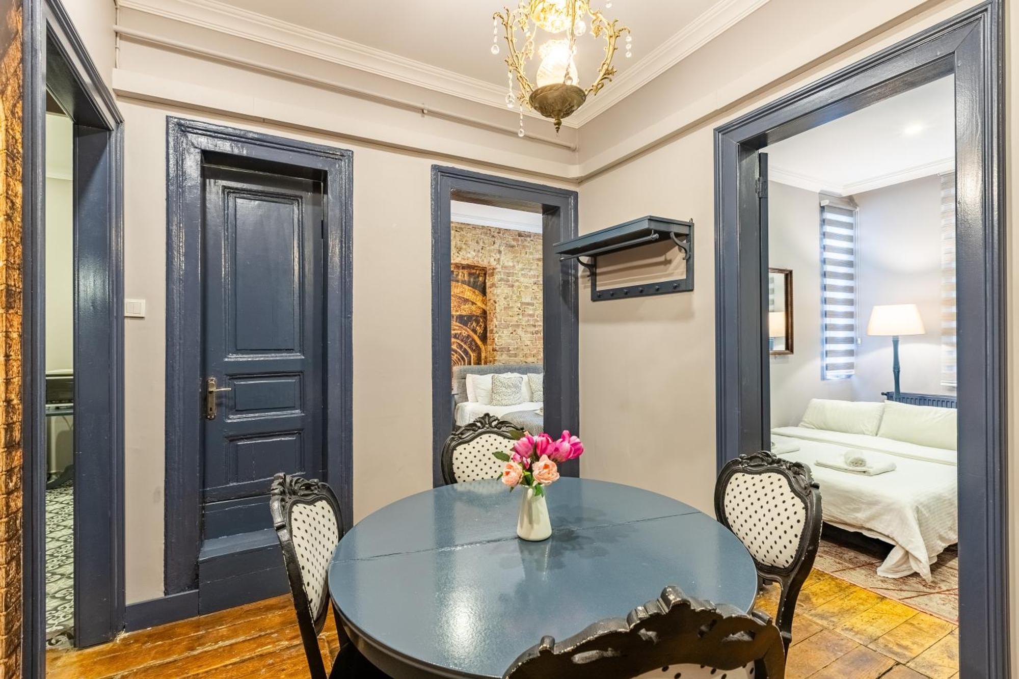 Апартаменти Ganbaru Tours - Flats In Galata Стамбул Екстер'єр фото